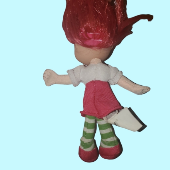 2008 Hasbro Strawberry shortcake doll - Picture 2 of 2